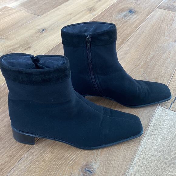 Stuart Weitzman Gore Tex Square Toe Booties 7.5 - Picture 3 of 11